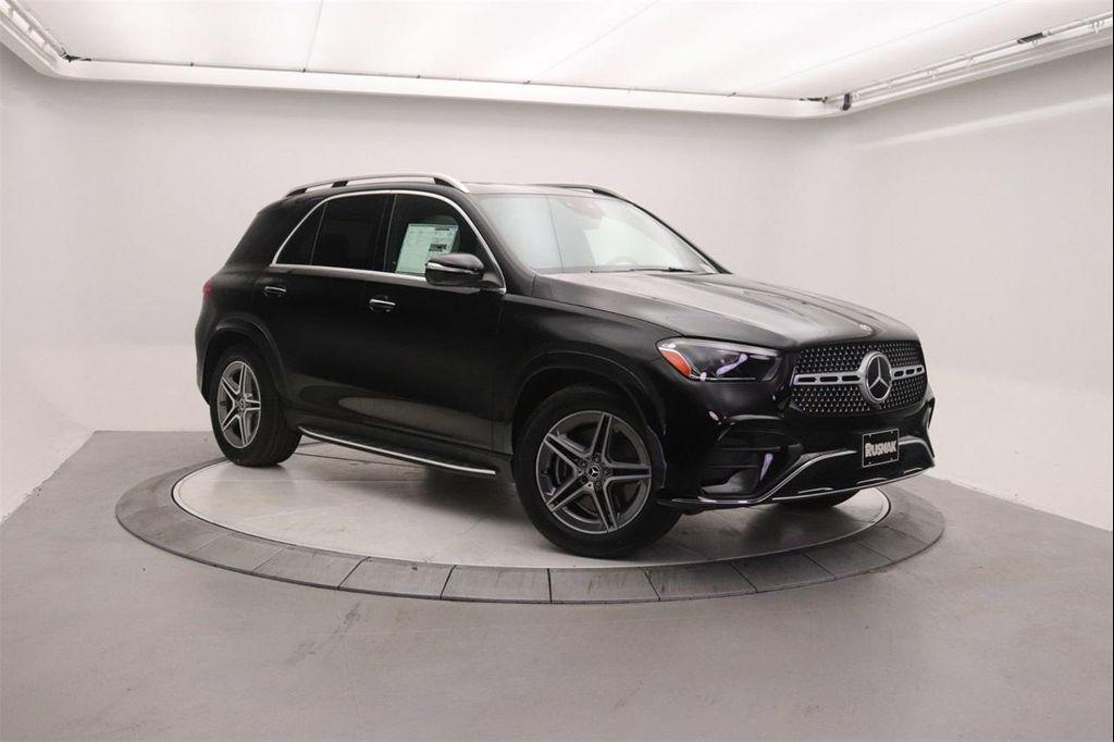 new 2026 Mercedes-Benz GLE 450 car, priced at $77,905