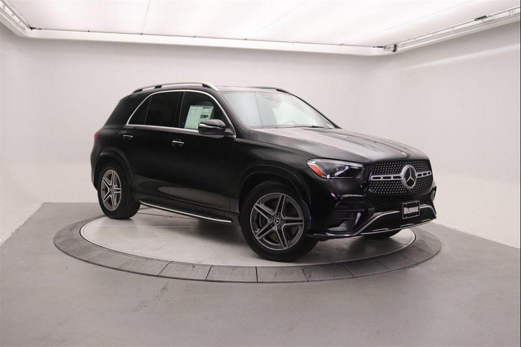 new 2026 Mercedes-Benz GLE 450 car, priced at $77,905