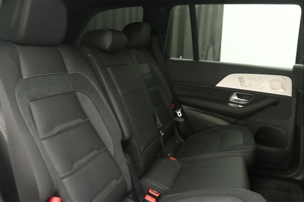 new 2025 Mercedes-Benz AMG GLS 63 car, priced at $160,245