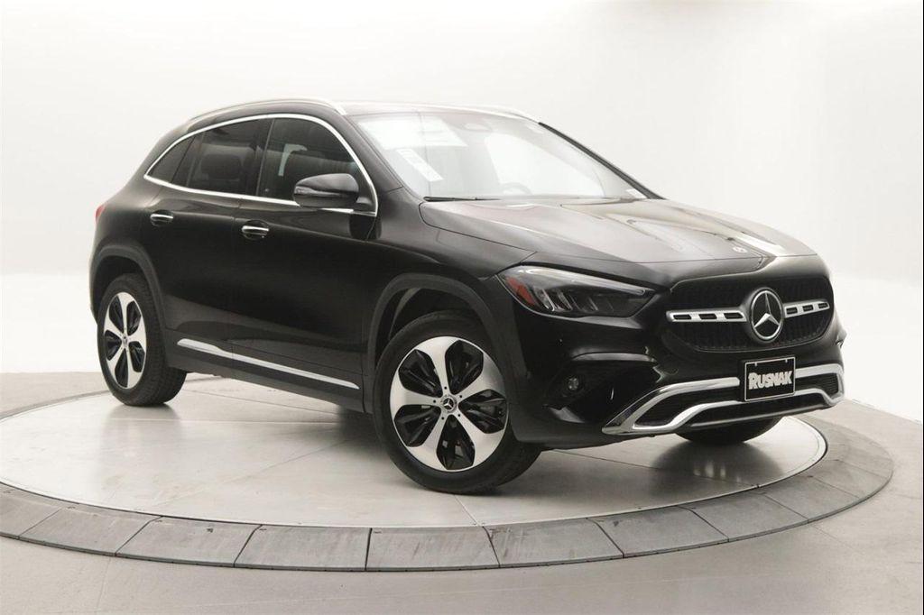 new 2026 Mercedes-Benz GLA 250 car, priced at $48,115