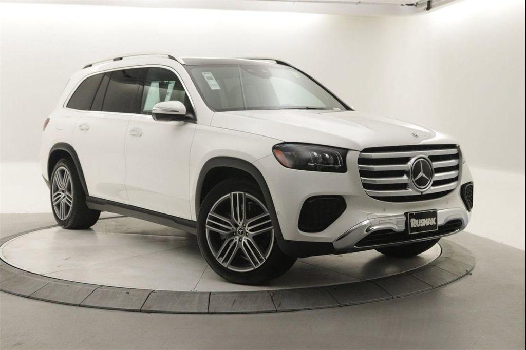 new 2025 Mercedes-Benz GLS 450 car, priced at $91,775