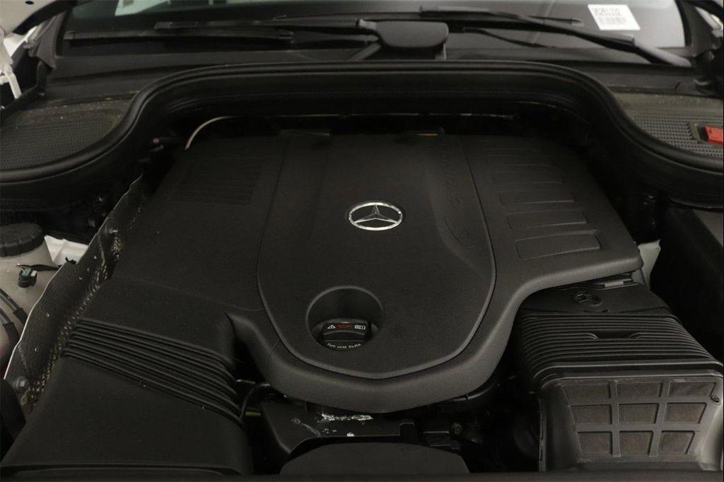 new 2025 Mercedes-Benz GLS 450 car, priced at $91,775