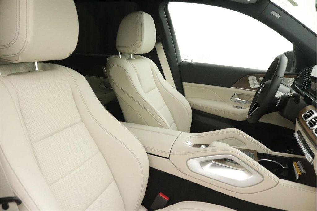 new 2025 Mercedes-Benz GLS 450 car, priced at $91,775
