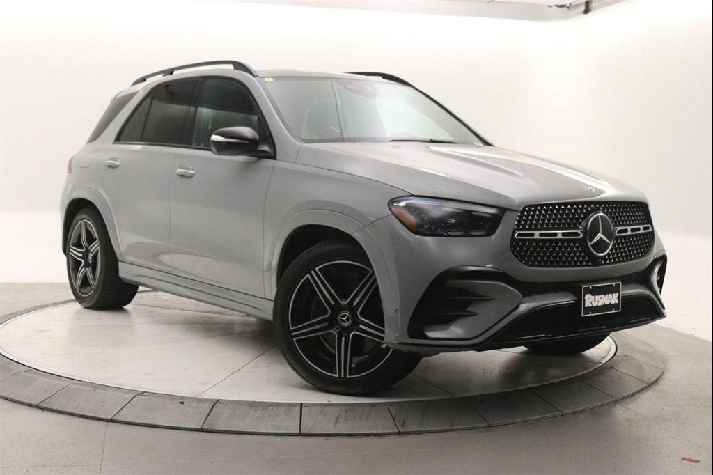 new 2025 Mercedes-Benz GLE 580 car, priced at $103,380