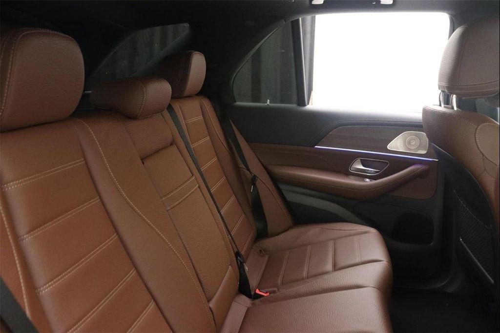 new 2025 Mercedes-Benz GLE 580 car, priced at $103,380