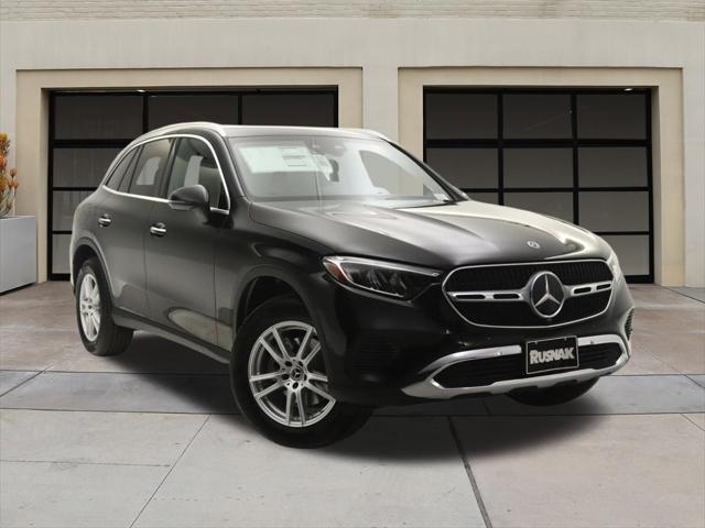 new 2025 Mercedes-Benz GLC 300 car, priced at $55,820