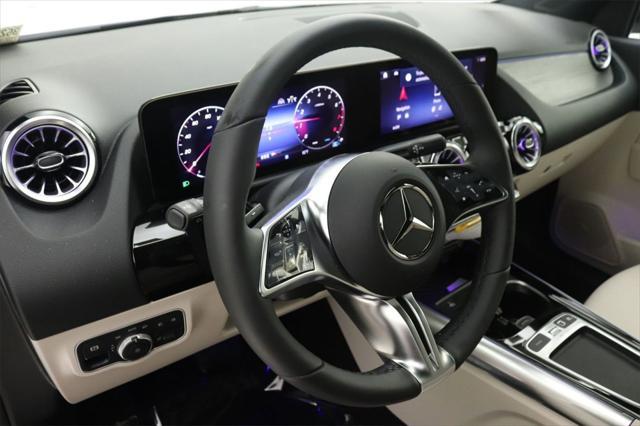 new 2025 Mercedes-Benz GLA 250 car, priced at $48,620