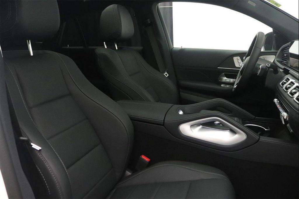 new 2026 Mercedes-Benz GLE 450 car, priced at $81,715