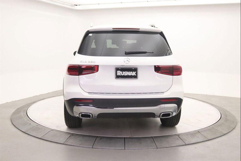 new 2025 Mercedes-Benz GLB 250 car, priced at $49,580