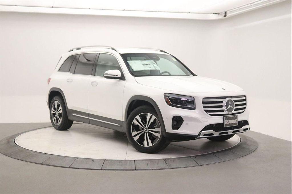 new 2025 Mercedes-Benz GLB 250 car, priced at $49,580
