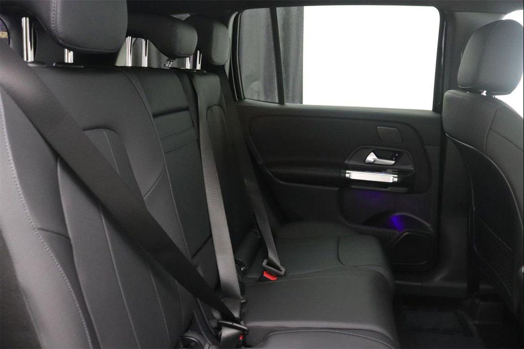 new 2025 Mercedes-Benz GLB 250 car, priced at $48,645