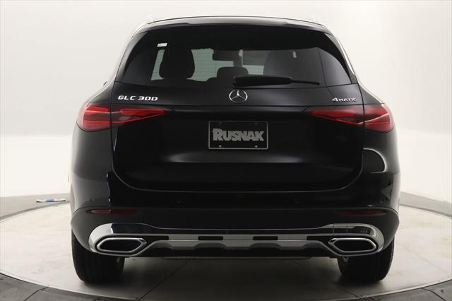 new 2025 Mercedes-Benz GLC 300 car, priced at $54,620