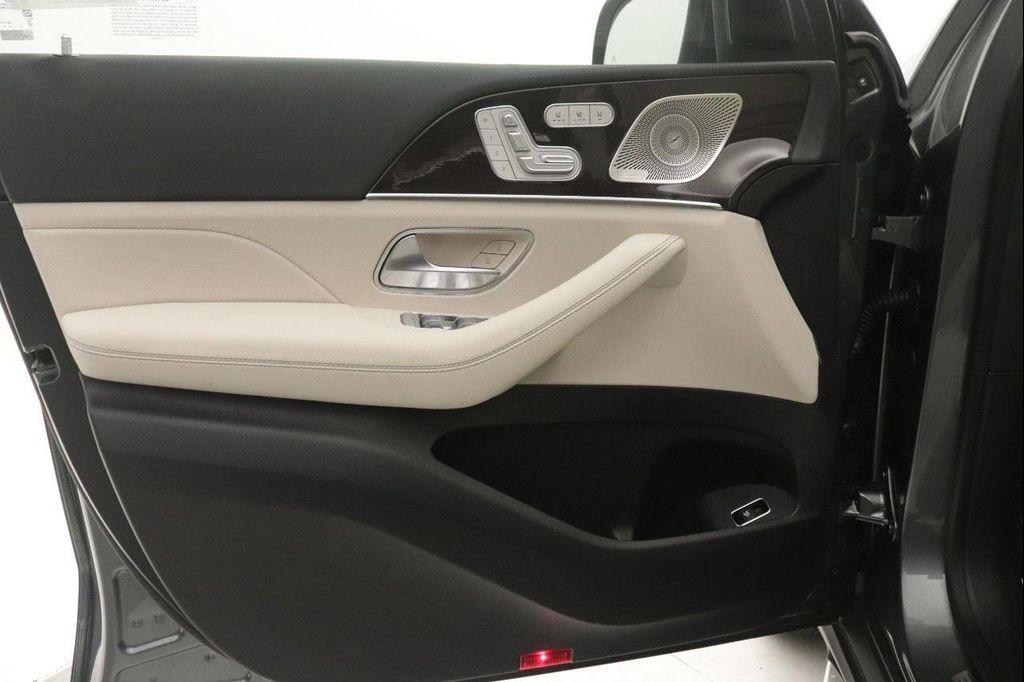 used 2025 Mercedes-Benz GLE 350 car, priced at $59,997