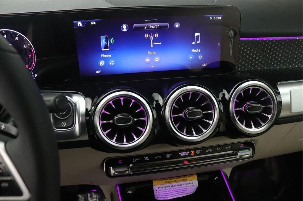new 2025 Mercedes-Benz GLB 250 car, priced at $48,645