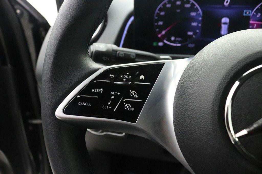 used 2025 Mercedes-Benz GLB 250 car, priced at $38,595