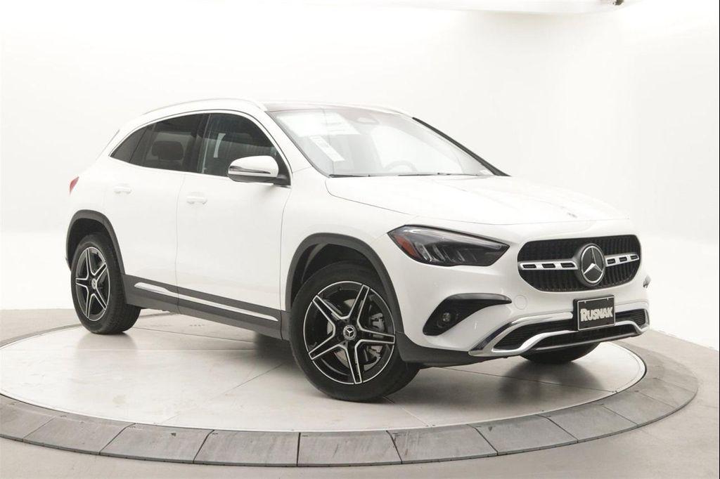 new 2026 Mercedes-Benz GLA 250 car, priced at $44,955