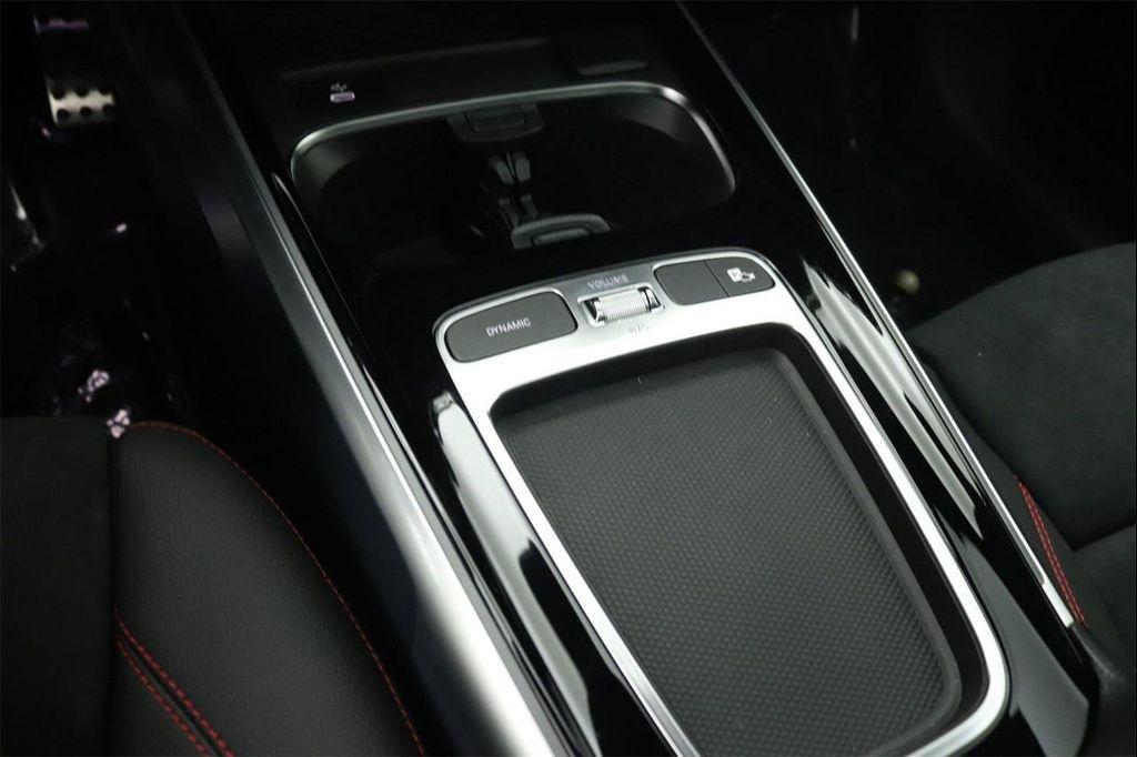 new 2025 Mercedes-Benz GLB 250 car, priced at $51,975
