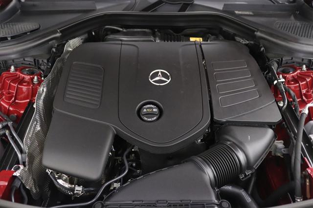 new 2024 Mercedes-Benz GLC 300 car, priced at $67,670