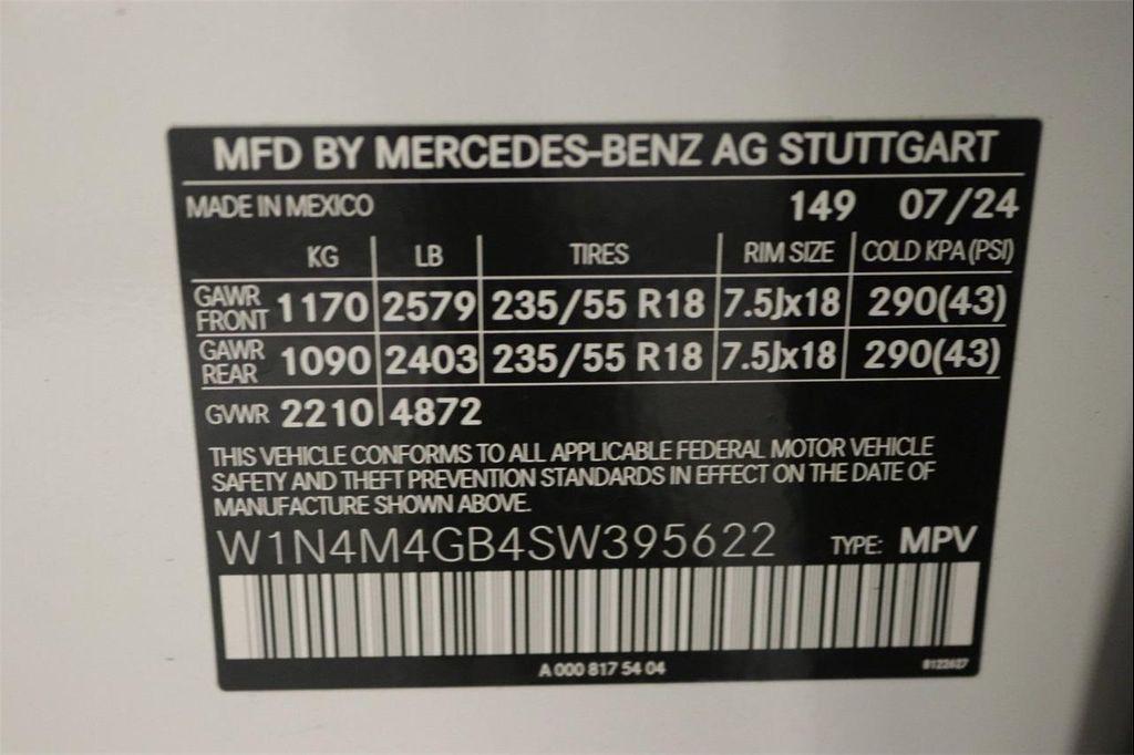 new 2025 Mercedes-Benz GLB 250 car, priced at $49,900