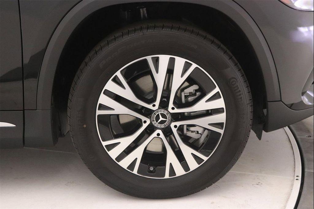 new 2026 Mercedes-Benz GLA 250 car, priced at $44,655