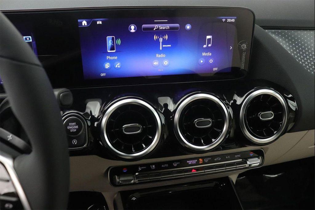 new 2026 Mercedes-Benz GLA 250 car, priced at $44,655