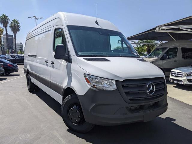 new 2024 Mercedes-Benz Sprinter 3500 car, priced at $70,172