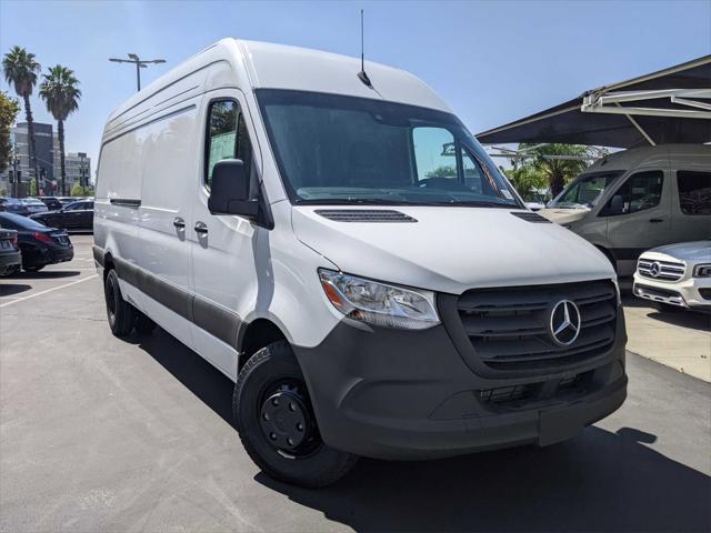 new 2024 Mercedes-Benz Sprinter 3500 car, priced at $70,172