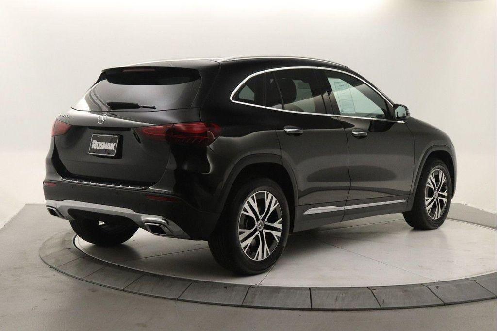 used 2025 Mercedes-Benz GLA 250 car, priced at $38,999