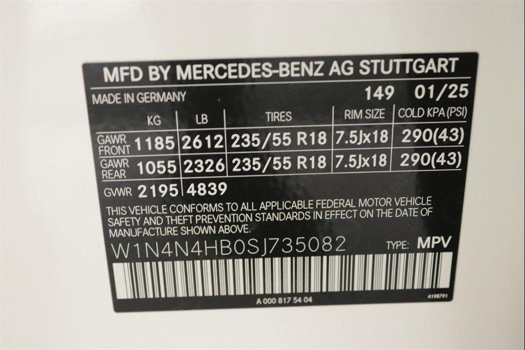 new 2025 Mercedes-Benz GLA 250 car, priced at $49,290