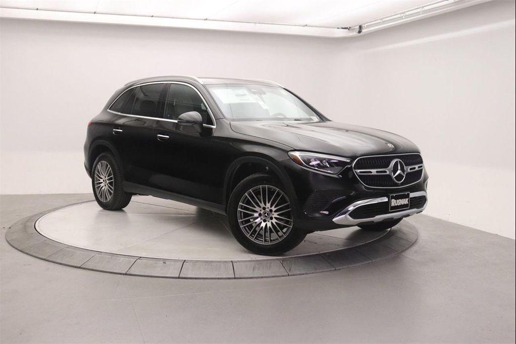 new 2026 Mercedes-Benz GLC 300 car, priced at $51,455