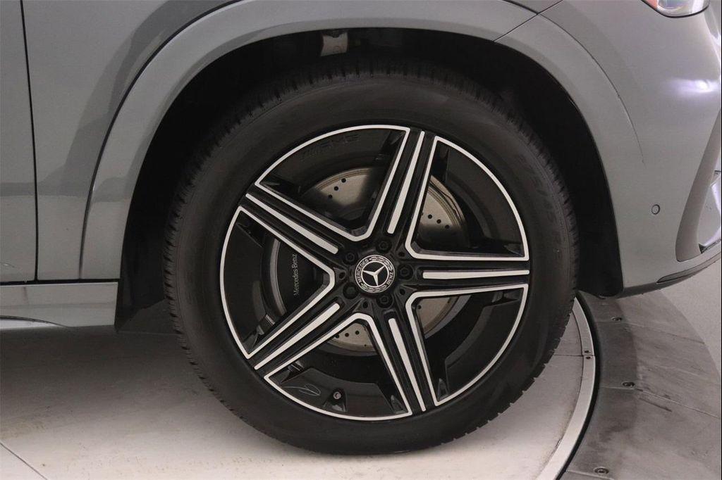 new 2026 Mercedes-Benz GLE 450 car, priced at $85,215