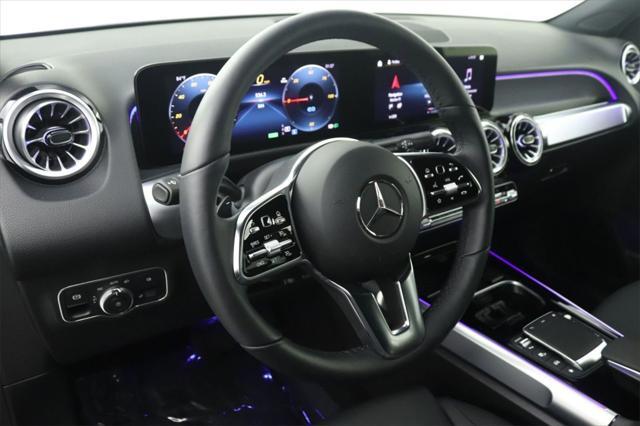 new 2024 Mercedes-Benz EQB 300 car, priced at $61,075