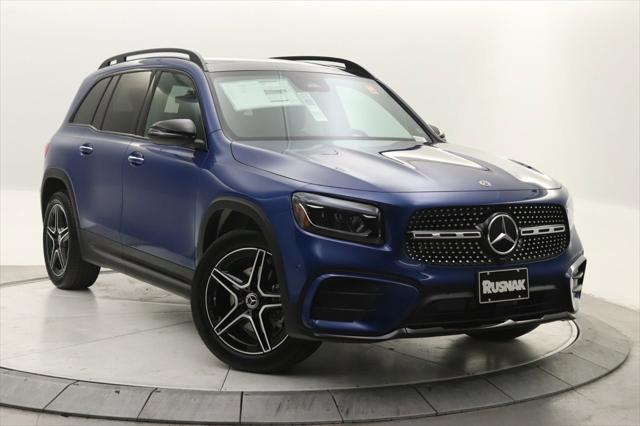 new 2024 Mercedes-Benz GLB 250 car, priced at $52,605