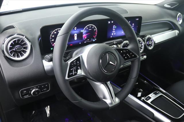 new 2024 Mercedes-Benz GLB 250 car, priced at $52,075