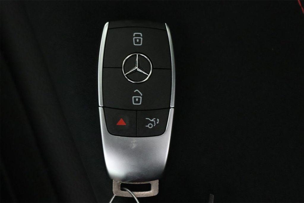 new 2025 Mercedes-Benz GLB 250 car, priced at $48,645
