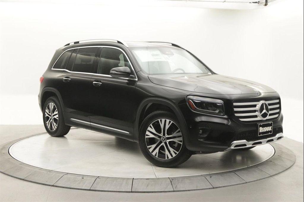 new 2025 Mercedes-Benz GLB 250 car, priced at $48,645