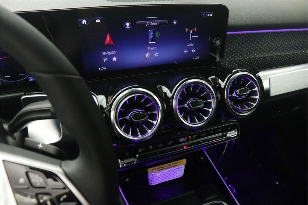 new 2025 Mercedes-Benz GLB 250 car, priced at $48,645