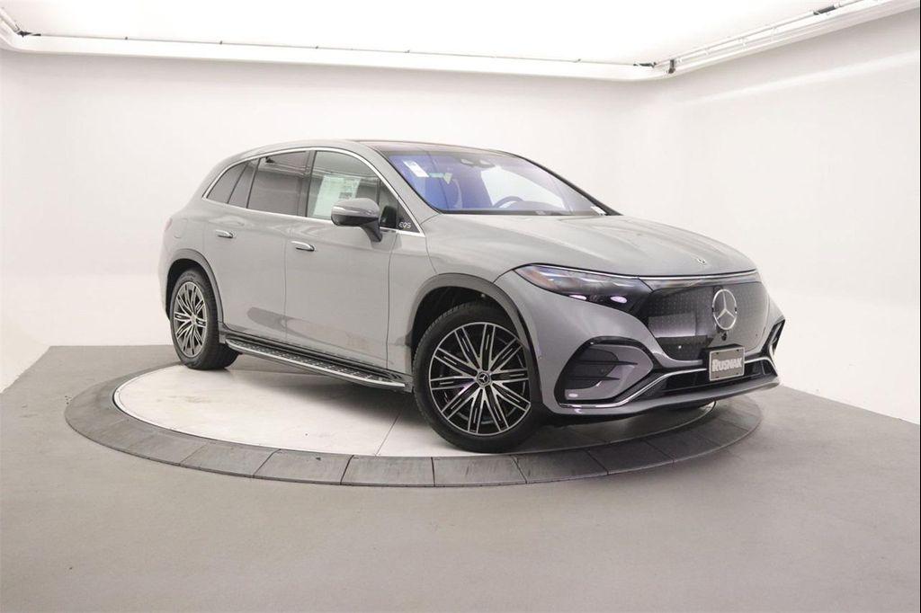 new 2026 Mercedes-Benz EQS 400 car, priced at $103,870