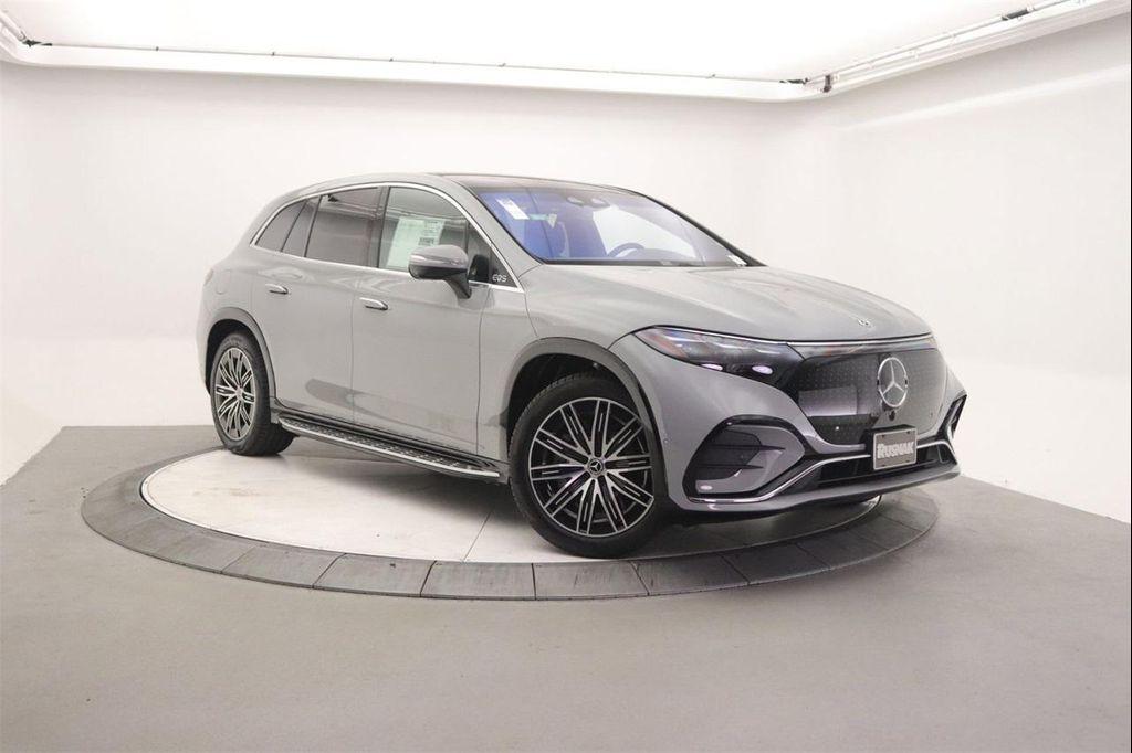 new 2026 Mercedes-Benz EQS 400 car, priced at $103,870