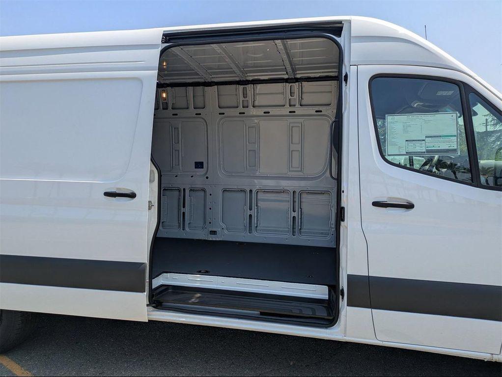 new 2025 Mercedes-Benz Sprinter 3500 car, priced at $72,272