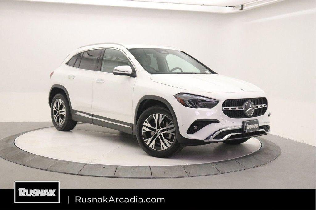 used 2025 Mercedes-Benz GLA 250 car, priced at $37,999