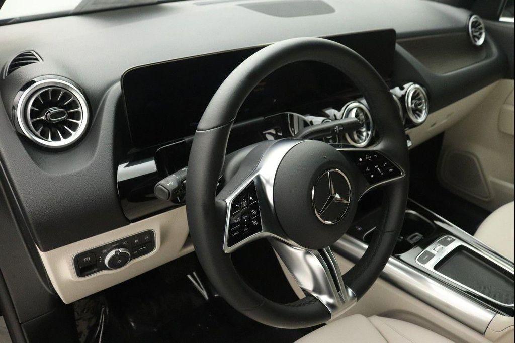 used 2025 Mercedes-Benz GLA 250 car, priced at $36,997