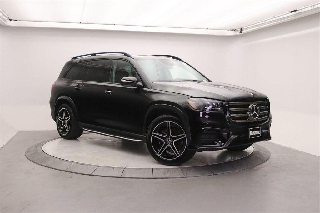 new 2026 Mercedes-Benz GLS 450 car, priced at $96,790
