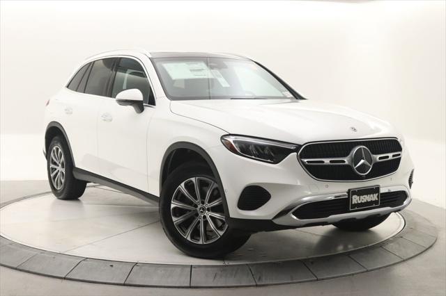 new 2025 Mercedes-Benz GLC 300 car, priced at $54,285