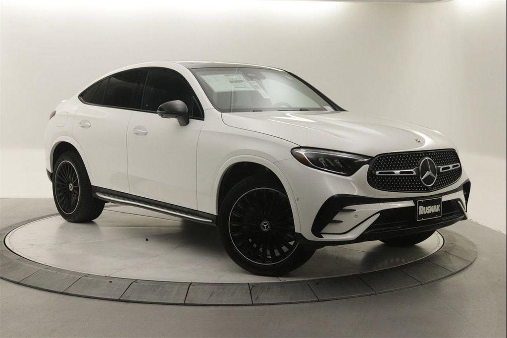 new 2025 Mercedes-Benz GLC 300 car, priced at $65,945