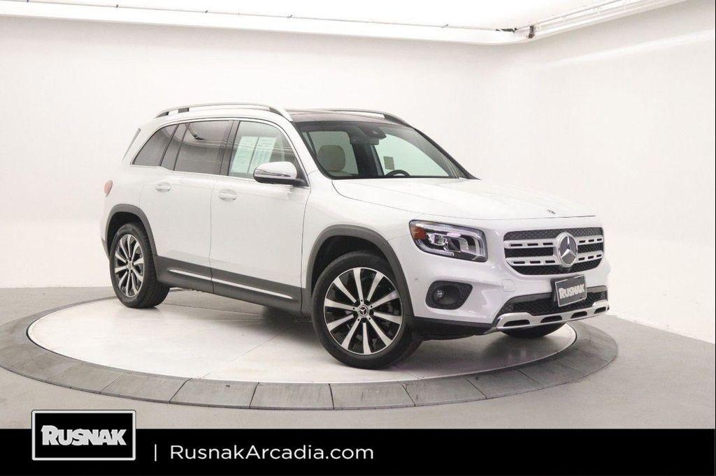 used 2022 Mercedes-Benz GLB 250 car, priced at $27,798