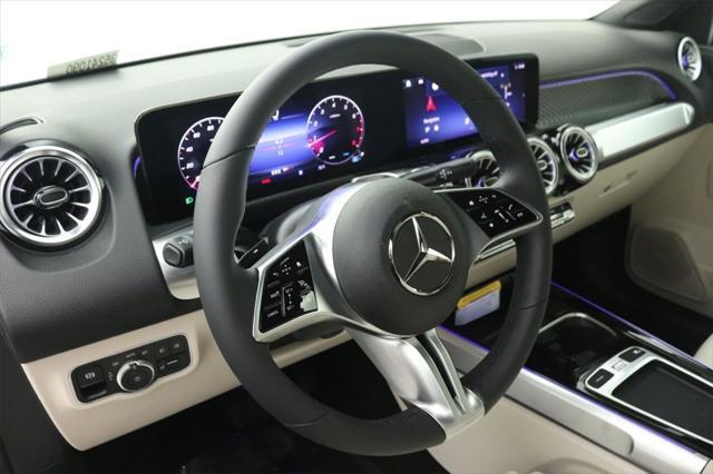 new 2024 Mercedes-Benz GLB 250 car, priced at $49,920