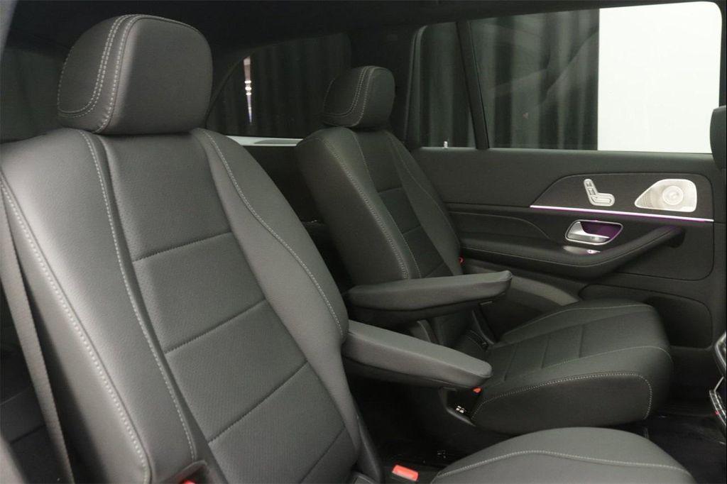 new 2025 Mercedes-Benz GLS 450 car, priced at $95,035