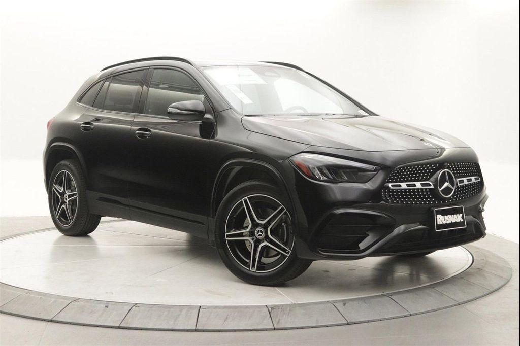 new 2026 Mercedes-Benz GLA 250 car, priced at $47,370