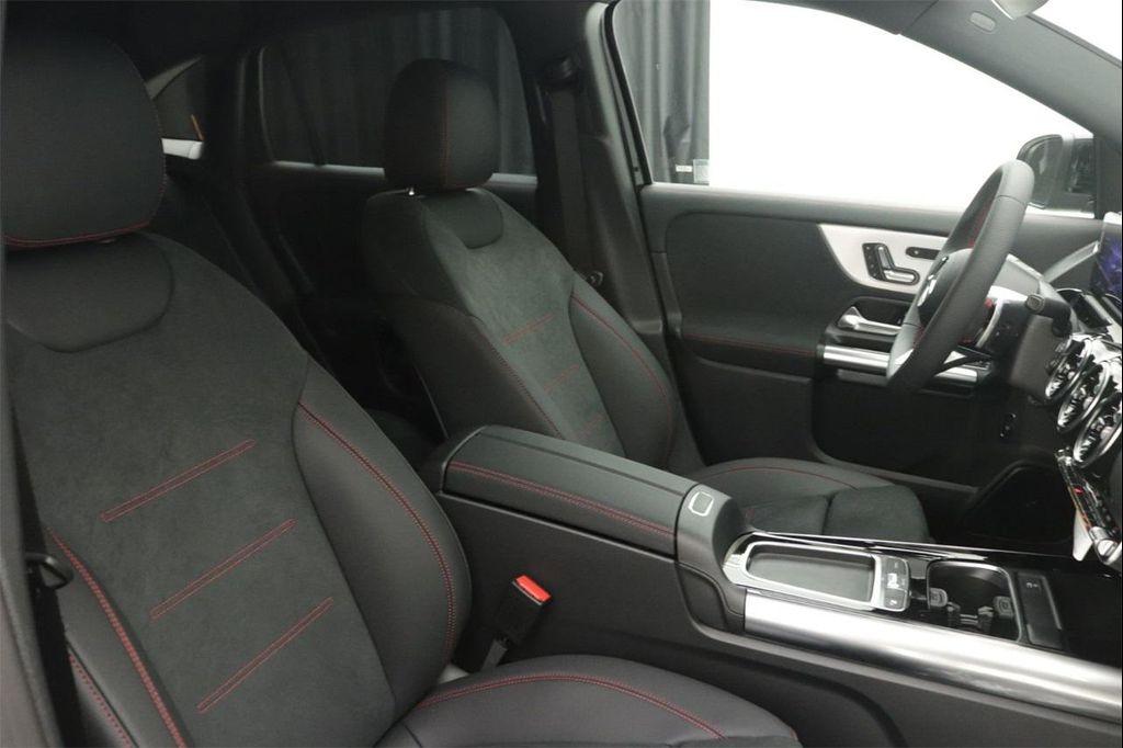 new 2026 Mercedes-Benz GLA 250 car, priced at $47,370